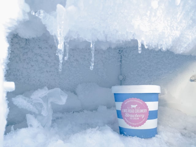 Ilustrasi freezer (Foto: Unsplash/ Dev)