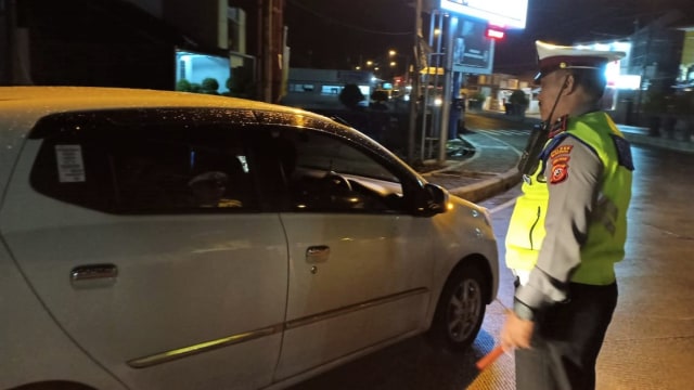 Patroli pengerahan massa untuk ikut aksi Bela Tauhid di Majalengka, Jawa Barat. (Foto:  Dok. Polres Humas Majalengka)