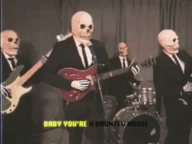 Video klip terbaru Gerard Way 'Baby You're A Haunted House' (Foto: YouTube Gerard Way)