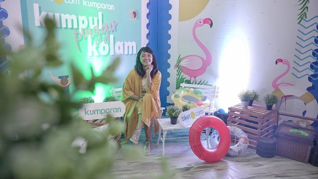 Menjelang Weekend, Ikutan Kumpul Pinggir Kolam Bersama Pecinta Liburan