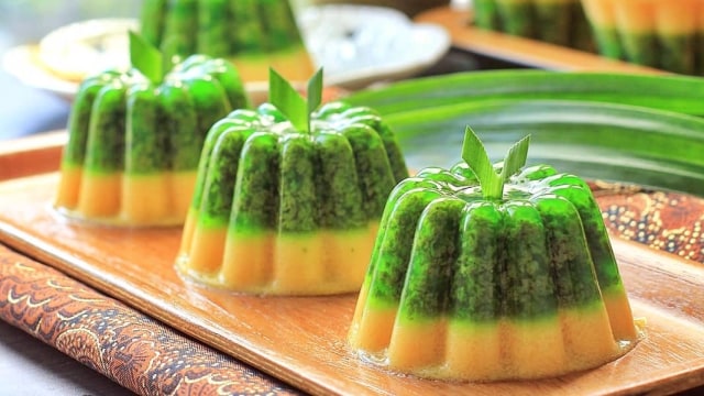 Puding lumut mentega (Foto: Instagram: @tintinrayner)
