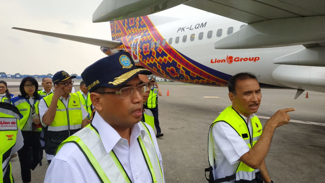 Menhub Budi Karya tinjau pelaksanaan rampcheck Boeing 737 Max 8 milik Lion Air di Bandara Soekarno-Hatta, Minggu (4/11/2018). (Foto: Maulana Ramadhan/kumparan)