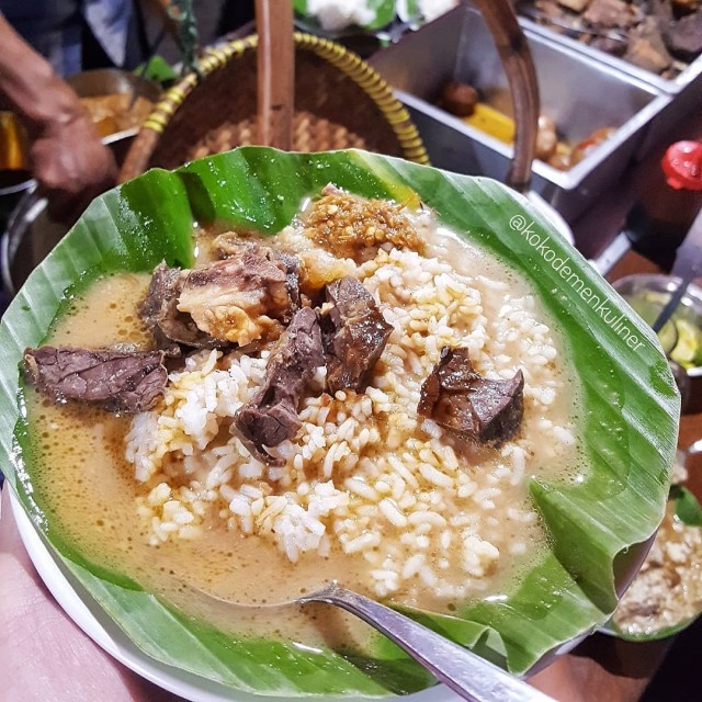 Ilustrasi Nasi Gandul (Foto: Instagram @kokodemenkuliner)