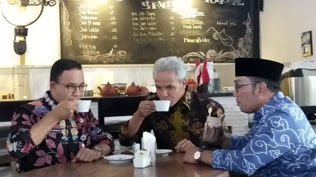 Gubernur DKI Anies Baswedan, Gubernur Jawa Tengah Ganjar Pranowo dan Gubernur Jawa Barat Ridwan Kamil. Foto: Maulana Ramadhan/kumparan
