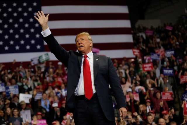 Presiden Donald Trump kampanye di AS (Foto: REUTERS/Carlos Barria )