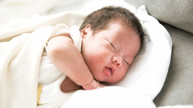 Cara Menjaga Kualitas Tidur Si Kecil agar Tetap Sejuk di Cuaca Panas