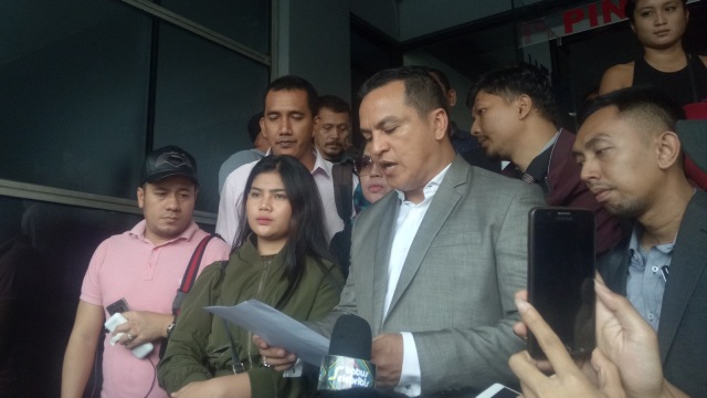 Rosa Meldianti laporkan Dewi Persik di PMJ (Foto: Ainul Qalbi/kumparan)