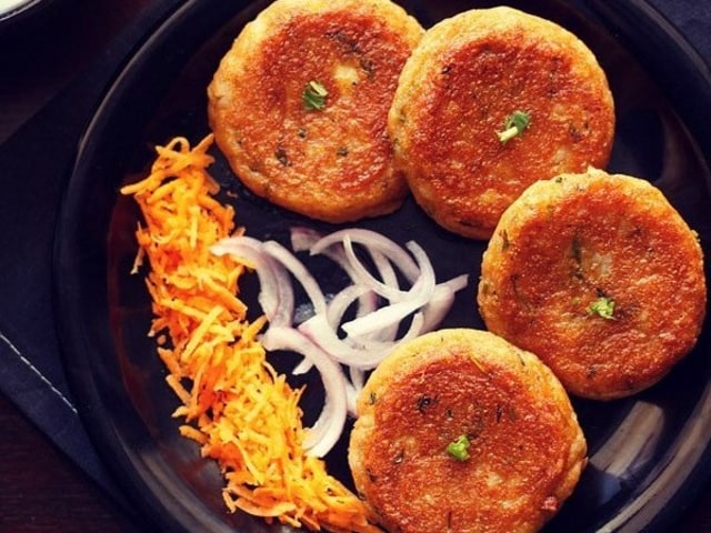 Ilustrasi Aloo Tikki (Foto: Instagram @thefoodxp)