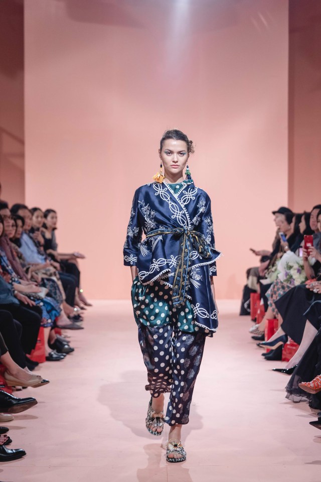 Studio 133 Biyan S/S 19: Juxtaposition (Foto: Studio 133 Biyan)