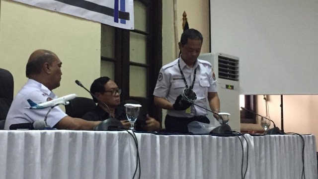 Konferensi pers KNKT terkait kecelakaan pesawat Lion Air JT 610 diperairan Karawang. (Foto: Ferry Fadhlurrahman/kumparan)