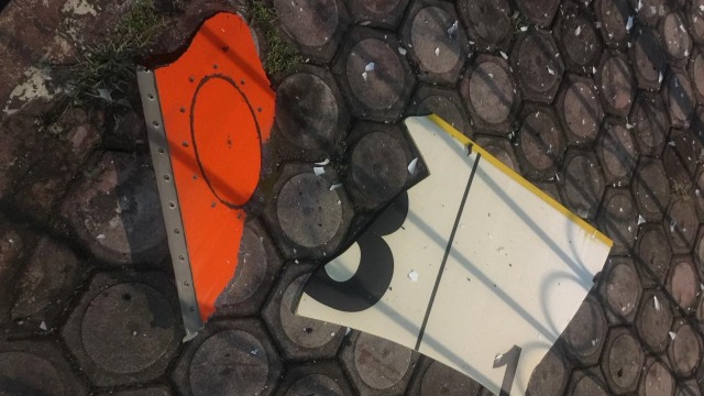 Insiden Sayap Lion Air senggol lampu di Bengkulu (Foto: Istimewa)