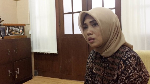 Kabag Humas dan Protokol UGM, Iva Ariani saat ditemui, Kamis (8/11). 
 (Foto: Arfiansyah Panji Purnandaru/kumparan)