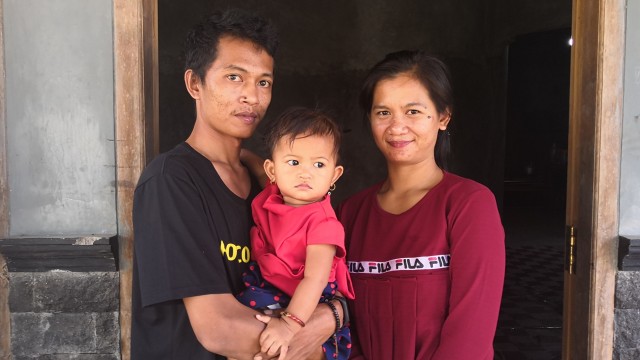 Fredi Yana (kiri), Delima (kanan) dan Xiaomi (tengah). (Foto: Bianda Ludwianto/kumparan)