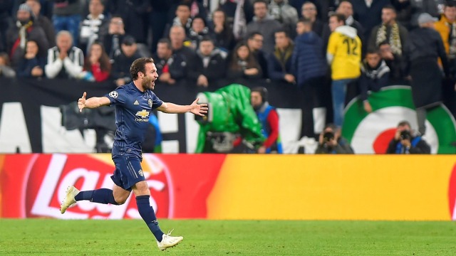 Juan Mata merayakan golnya ke gawang Juventus. (Foto: Massimo Pinca/Reuters)