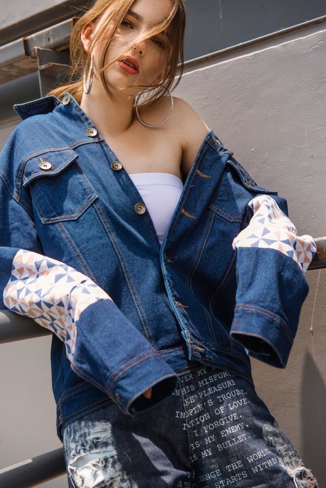 Streetwear dan Batik Penyatuan Gaya Fashion Tradisional Indonesia dan Amerika (1)