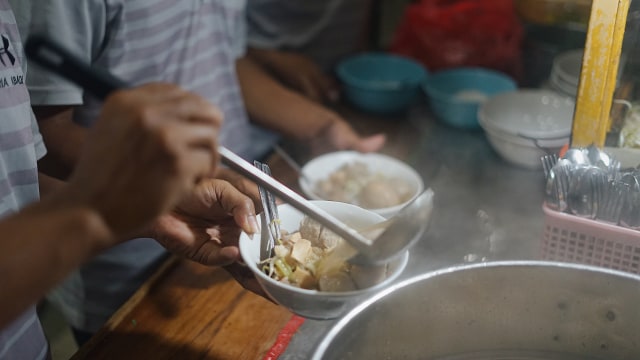 Bakso Mahal vs Bakso Murah, Mana Lebih Enak? (10)