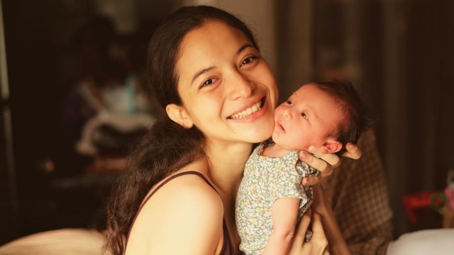 Putri Marino dan Surinala (Foto: IG @putrimarino)