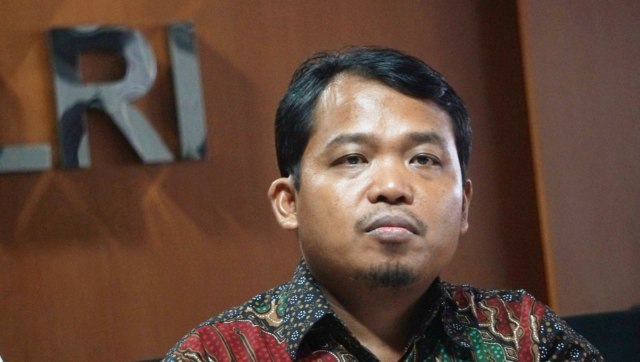 Ketua KPAI Susanto saat konferensi pers terkait kasus peretasan website di Bareskim Polri. (Foto: Fanny Kusumawardhani/kumparan)