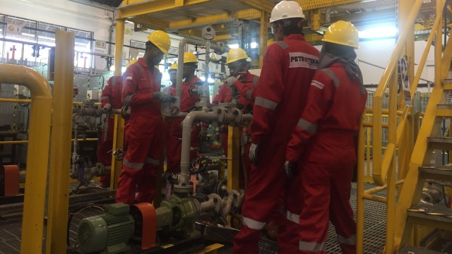Para siswa Petro Tekno, sekolah milik British Petroleum di Ciloto. (Foto: Ema Fitriyani/kumparan)