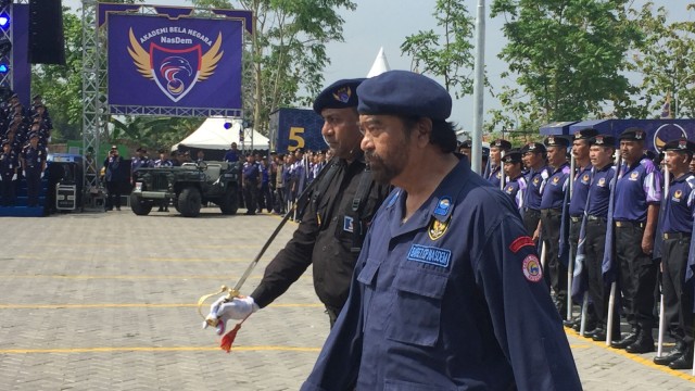 Paloh lantik Akademi Bela Negara NasDem angkatan ke-II dan Kostranas Jawa Tengah, Minggu (11/11/2018). (Foto: Rafyq Panjaitan/kumparan)
