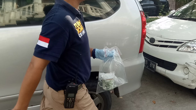 Jadi Wartawan, dari Diancam Ditembak hingga Foto dengan Artis Idola (6)