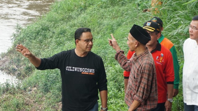 Gubernur DKI Jakarta Anies Baswedan di perayaan hari Ciliwung yang ke 7, Minggu (11/11/2018). (Foto: Iqbal Firdaus/kumparan)
