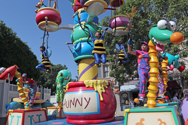 Flights of Fantasy Parade dimulai pukul 13.00 waktu Hong Kong dan berdurasi kurang lebih 35 menit. (Foto: Aria Sankhyaadi/kumparan)