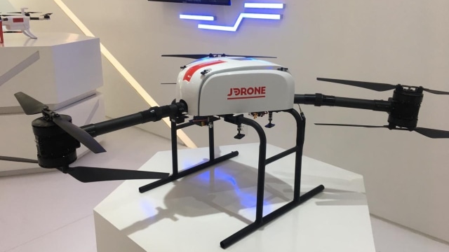 Drone pengirim barang JD.com di China. (Foto: Feby Dwi Sutianto/kumparan)