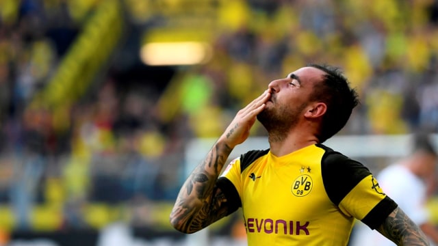 Di Dortmund, Alcacer moncer. (Foto: AFP/Ina Fassbender)