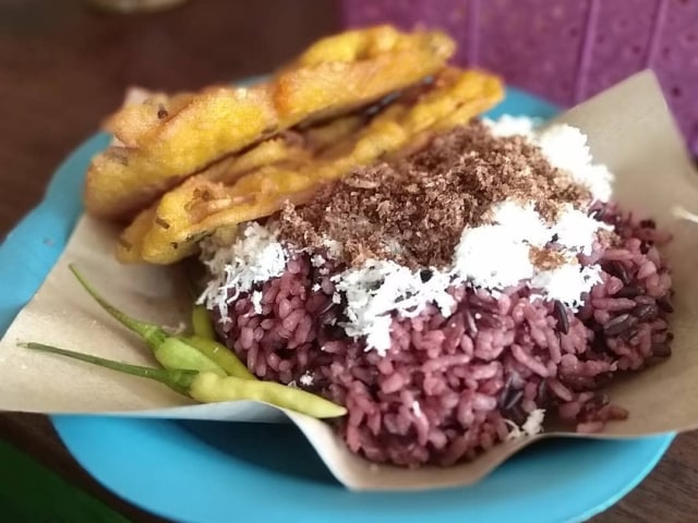 Ilustrasi Sego  Karak (Foto: Instagram @gresiktourism)