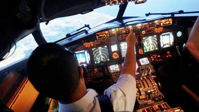Suasana Pelatihan Pilot Pesawat Lion Air Boeing 737 di Bandara Mas Angkasa Training Center, Cikokol, Tangerang. (Foto: Iqbal Firdaus/kumparan)