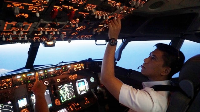 Suasana Pelatihan Pilot Pesawat Lion Air Boeing 737 di Bandara Mas Angkasa Training Center, Cikokol, Tangerang. (Foto: Iqbal Firdaus/kumparan)