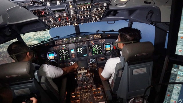 Suasana Pelatihan Pilot Pesawat Lion Air Boeing 737 di Bandara Mas Angkasa Training Center, Cikokol, Tangerang. (Foto: Iqbal Firdaus/kumparan)