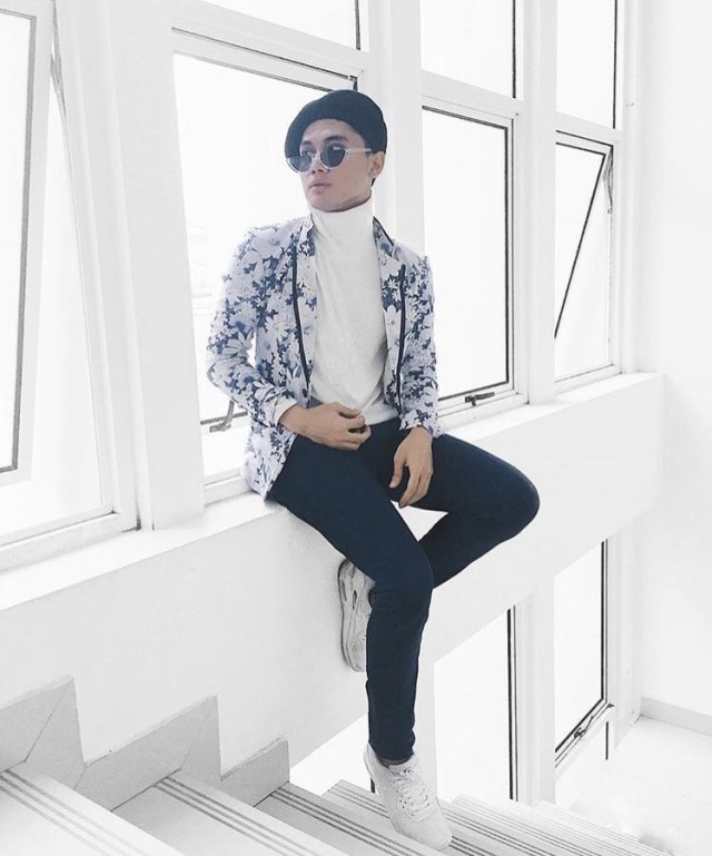 4 Gaya Fashion Cowok Anti Mainstream yang Bisa Kamu Tiru (3)