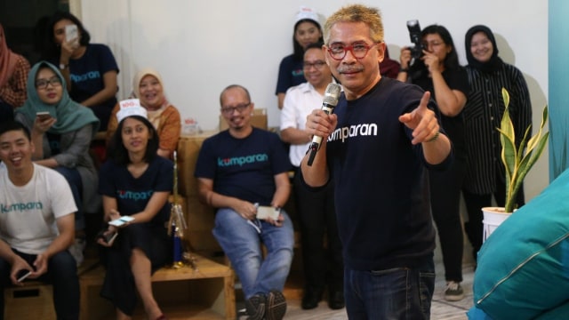 Presiden Komisaris kumparan, Budiono Darsono, dalam acara 100 persen wartawan di kantor kumparan. (Foto: Aditia Noviansyah/kumparan)