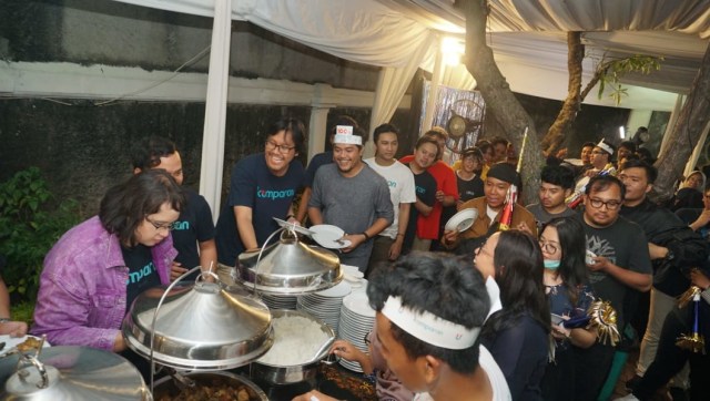 Keseruan dalam acara 100 persen wartawan di kantor kumparan. (Foto: Nugroho Sejati/kumparan)