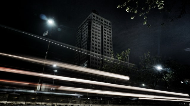 Ilustrasi kantor berhantu. (Foto: Jamal Ramadhan/kumparan)