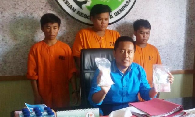 Bawa Ratusan Pil Koplo, 3 Pemuda Ditangkap