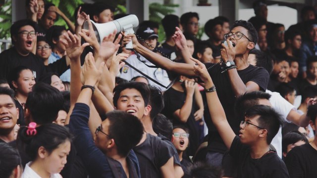 Suporter sekolah BARISTA dari SMA Santa Theresia (Foto: Kresna Batara/SMA Santa Theresia)