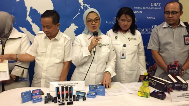BPOM temukan 6 kosmetik dan 7 obat tradisional mengandung bahan berbahaya. (Foto: Darin Atiandina/kumparan)
