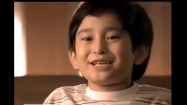 Bio One Saat Jadi Bintang Iklan Susu (Foto: YouTube Akame Hiragi)