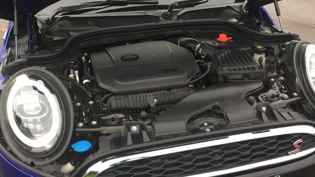 Layout mesin MINI Cooper S 3-pintu (Foto: Aditya Pratama Niagara/kumparanOTO)