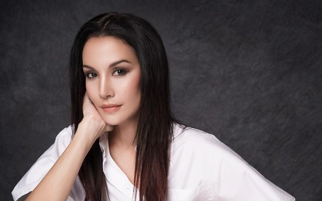 Nadya Hutagalung (foto: www.instagram.com/nadyahutagalung)