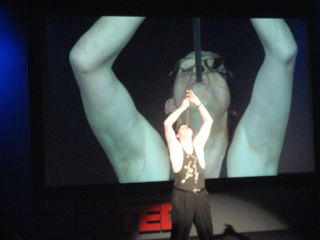 Saya Ingin Lebih Baik dari Simpanse (1)