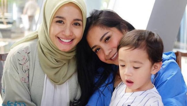 Laudya Cynthia Bella Tak Cemburu Raffi Ahmad Menikahi Nagita Slavina, Kecuali..... (1)