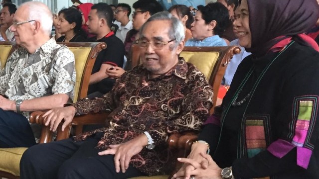Sabam Sirait dalam acara bincang sejarah pemikiran Bung Karno di Museum Nasional. Foto: Rafyq Panjaitan/kumparan