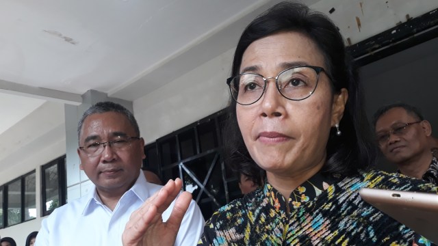 Sri Mulyani dan Eko Putro Sandjojo di PKN STAN, Bintaro. (Foto: Ema Fitriyani/kumparan)