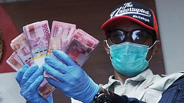Barang Bukti OTT KPK kasus korupsi Kabupaten Pakpak Bharat. (Foto: Jamal Ramadhan/kumparan)