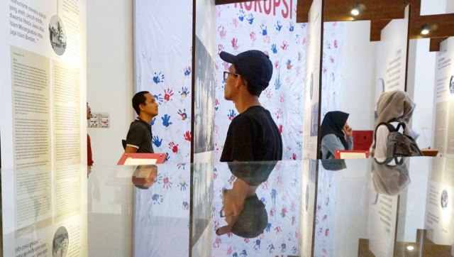 Pameran Surat Pendiri Bangsa di Museum Nasional. (Foto: Fanny Kusumawardhani/kumparan)