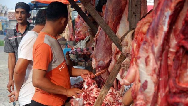 Tradisi Meuripee di Aceh. (Foto: Facebook/Bang Kini Comedi)